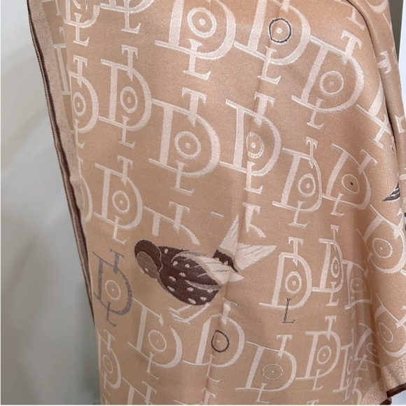 Reversible Large Vegan Cashmere Blend Shawl Scarf, NWT - Picture 11 of 11